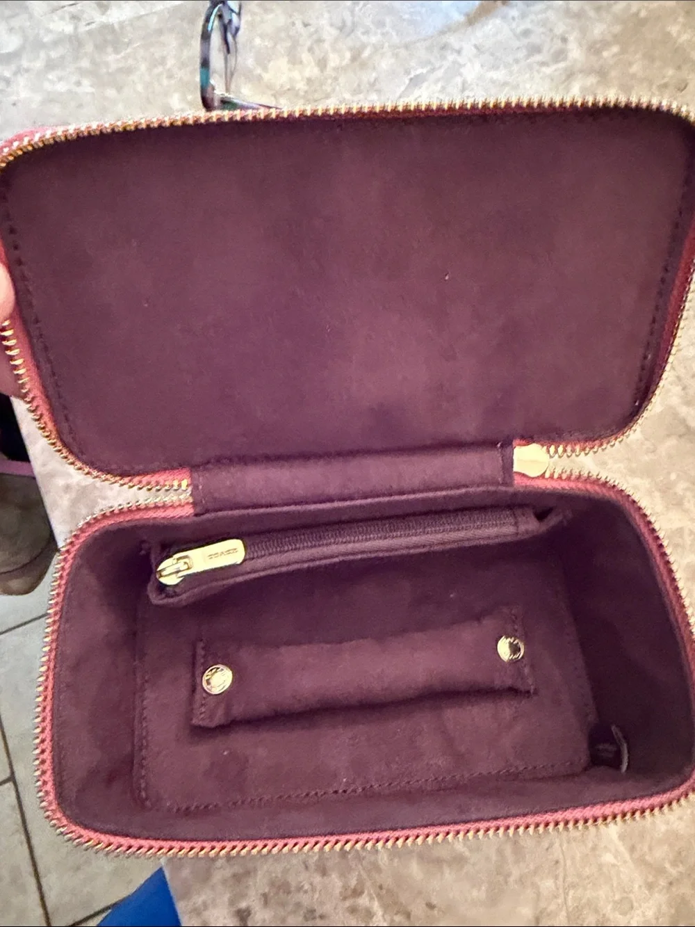 Coach Rose Pink Saffiano Jewelry case  with Gold Logo GUC suede inside